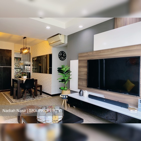 Woodlands Drive 50 thumbnail photo